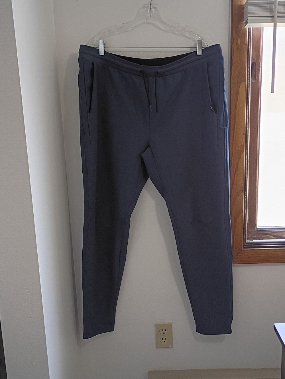 Men's Navy Performance Lightweight Comfort Pants